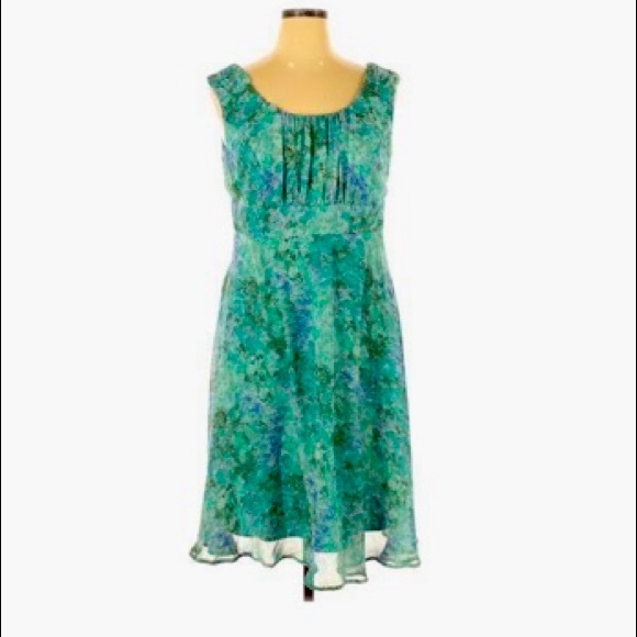 Dress Barn Dresses & Skirts - EUC spring dress